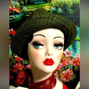 Vintage Ladies’ Green Twill Biltmore the Master Hat of Canada